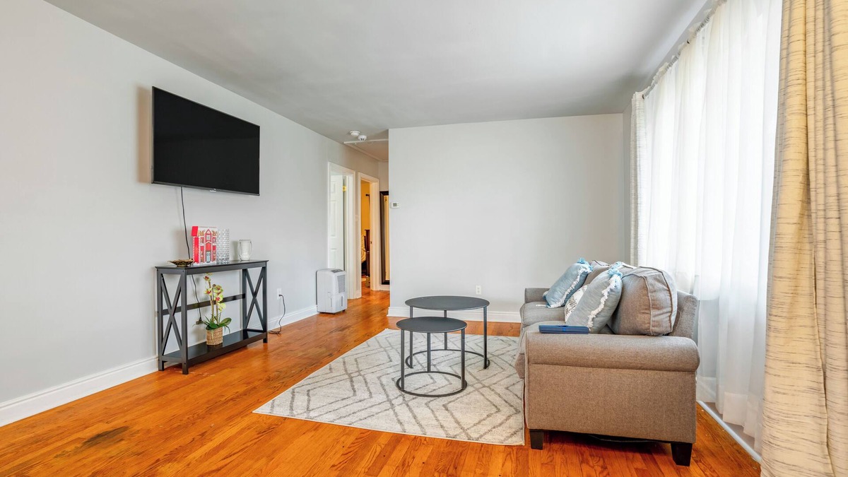 North Chesterfield House | Charming 3-bedroom house with WiFi, AC in marvelous Richmond