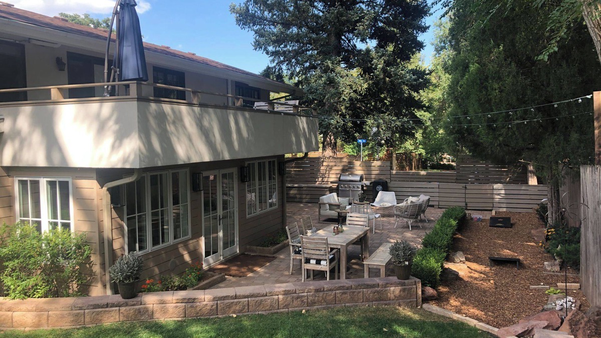 Newlands House | Charming 3-bedroom house with WiFi and AC in wonderful North Boulder.