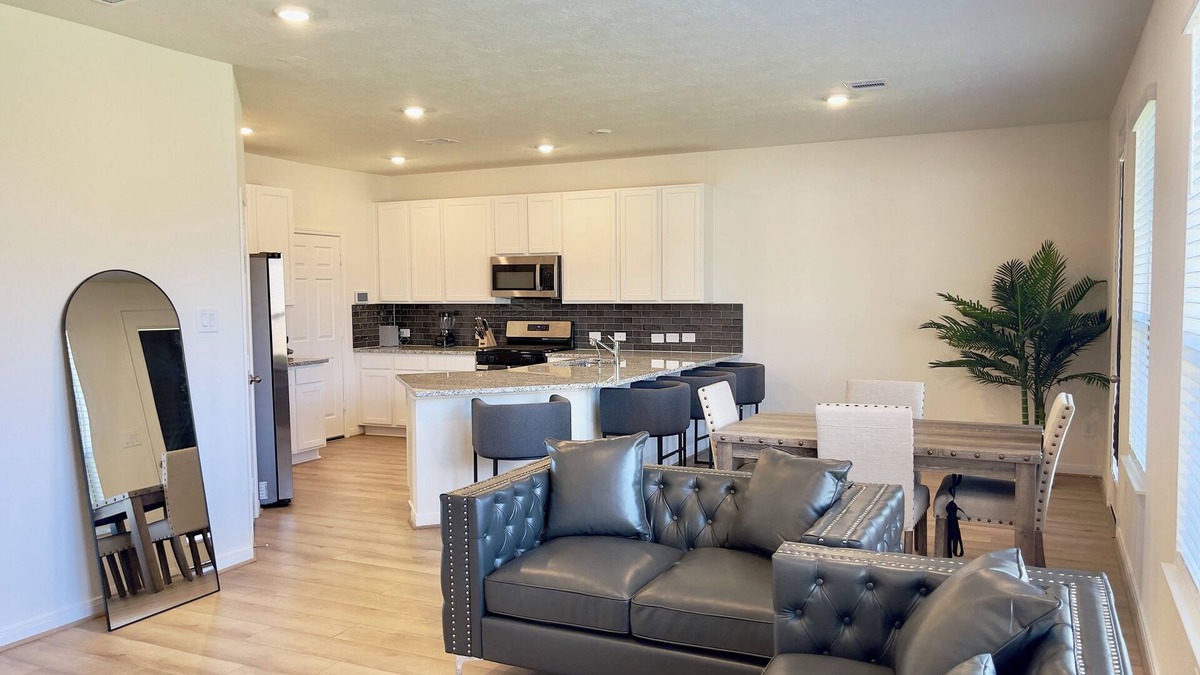 Cypress House | Charming 3-bedroom house Cypress, TX minutes from Katy, TX