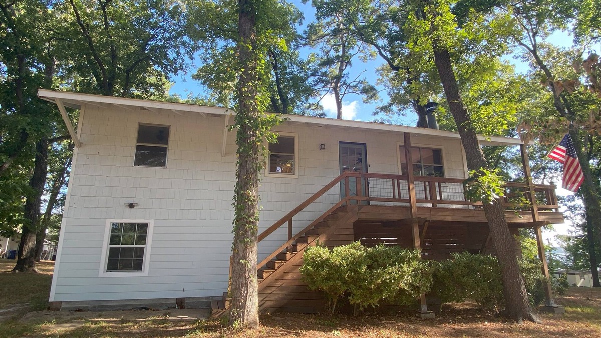 Trinity House | Charming 3-bedroom house with WiFi, AC in tranquil Trinity