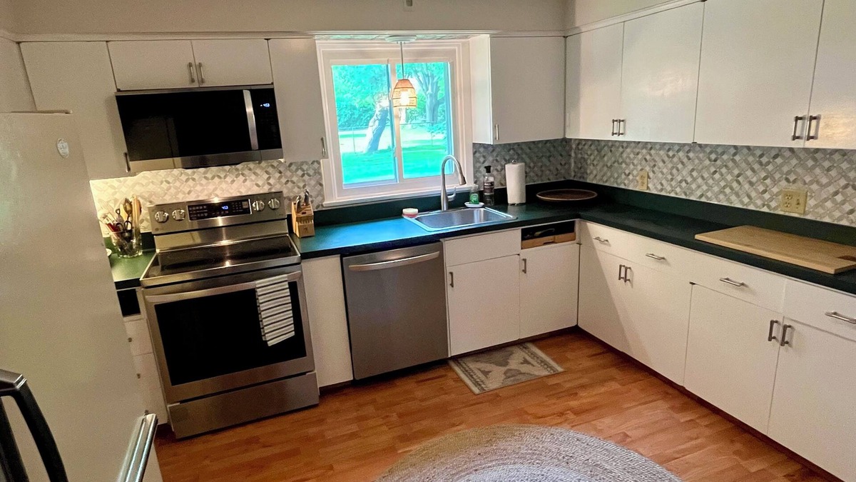Bristol House | Charming 3-bedroom house in the heart of beautiful Bristol with WiFi, AC