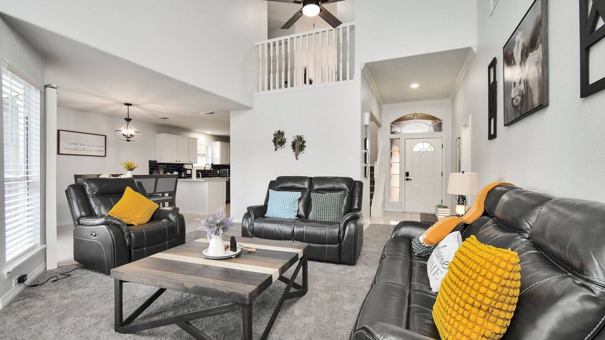 Humble House | Charming 3-bedroom house 5 minutes away of IAH airport