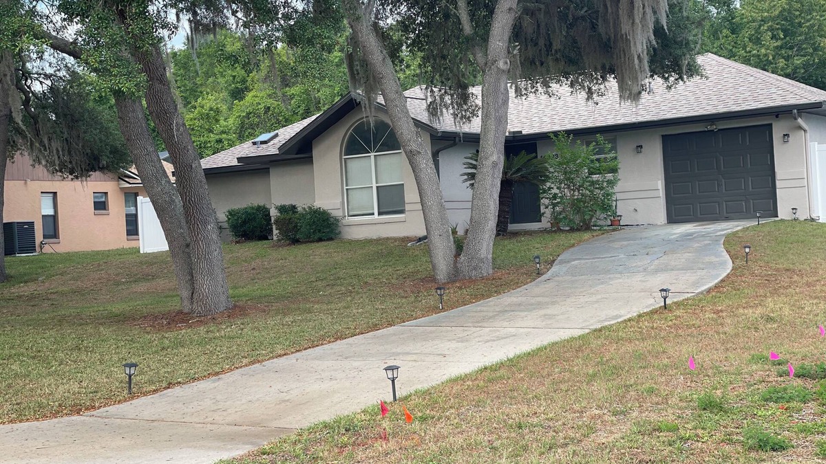 Ocala House | Charming 3-bedroom house with WiFi and AC in serene Ocala
