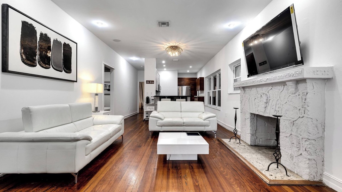 Buena Vista House | Charming 3-bedroom house with WiFi, AC in vibrant Miami