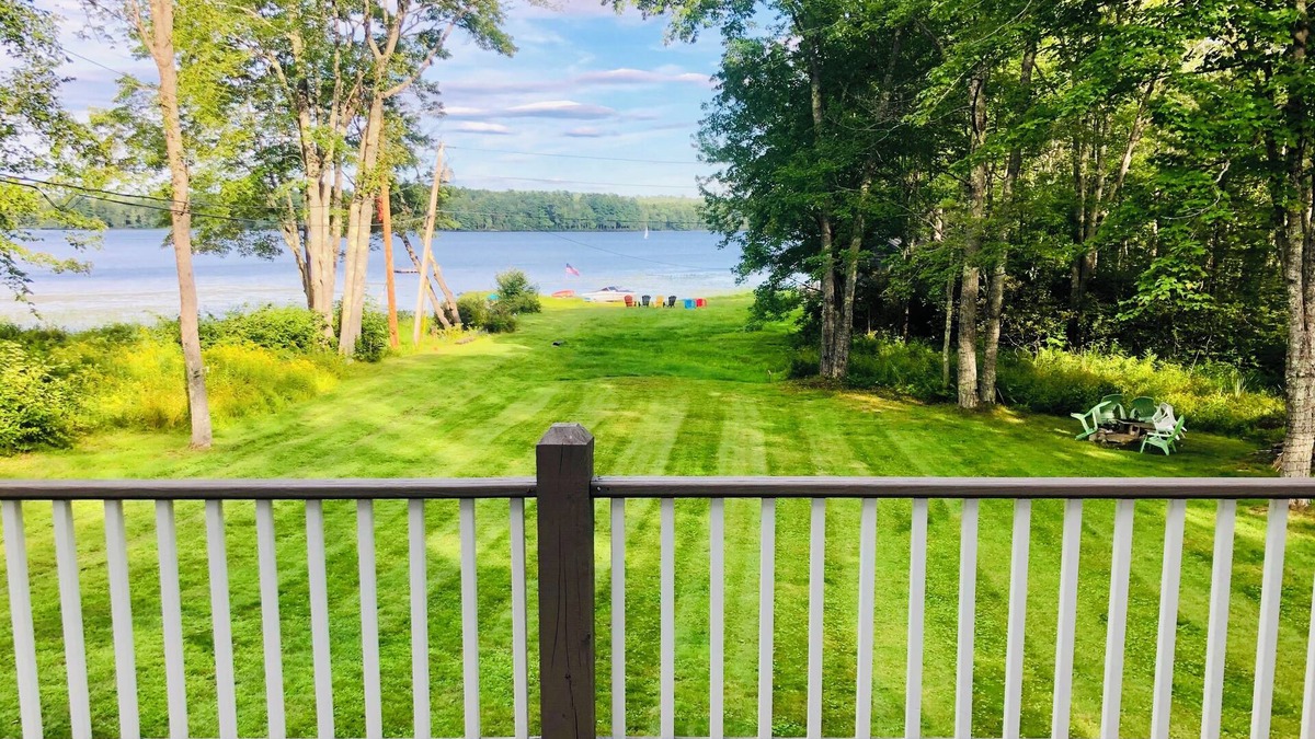 Old Orchard Beach House | Charming 3 bedroom lake house on Damariscotta Lake.