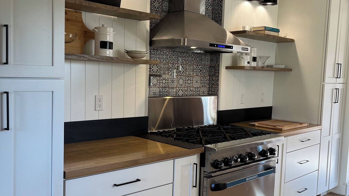 Mantua Other | Charming 3-bedroom recently renovated 140 years old farmhouse in Mantua.
