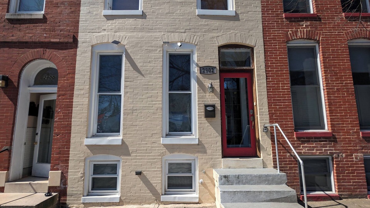 Downtown Baltimore House | Charming 3-bedroom townhome with AC, fitness room in Hampden near JHU-MICA-LUM