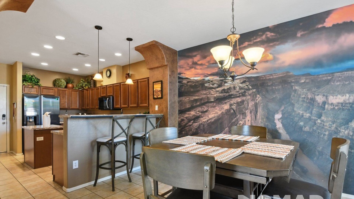 Anthem East Side House | Charming 3-bedroom townhome in foothills of Daisy Mountain in beautiful Anthem