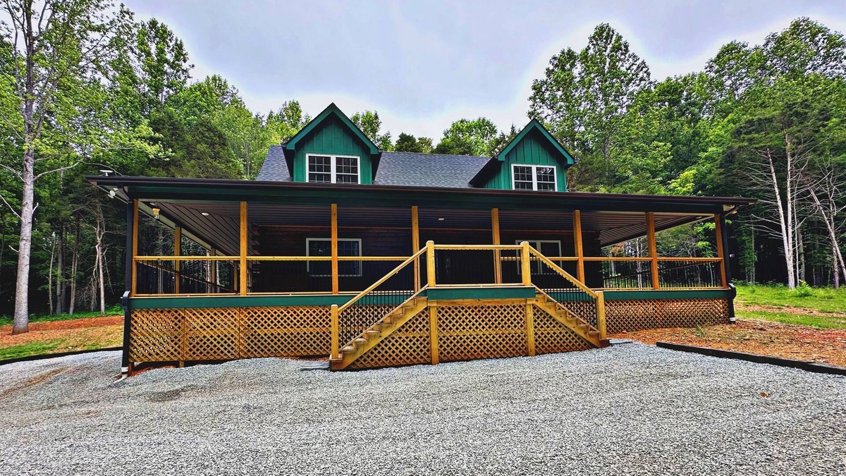 Ashland City Cabin | Charming 3-bedroom cabin with AC, WiFi in delightful Ashland City