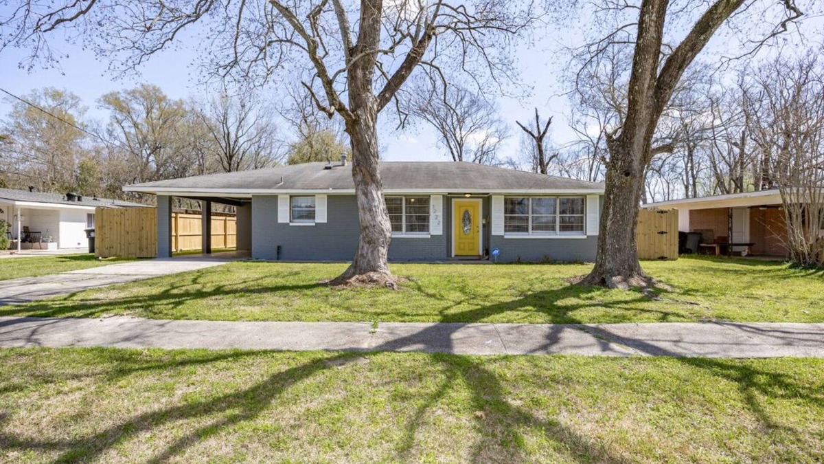 Park Forest - LA North House | Charming 3-bedroom house with AC and WiFi in amazing Baton Rouge