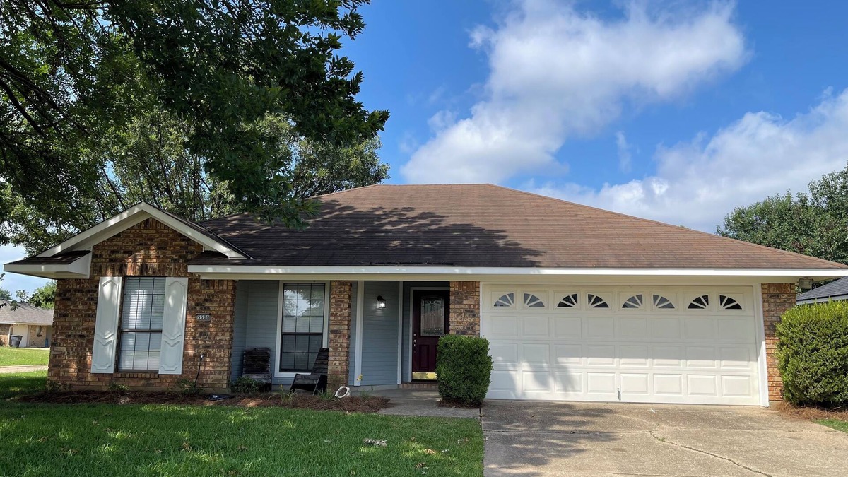 Bossier City House | Charming 3-bedroom with sunroom house in Bossier City with AC, WiFi