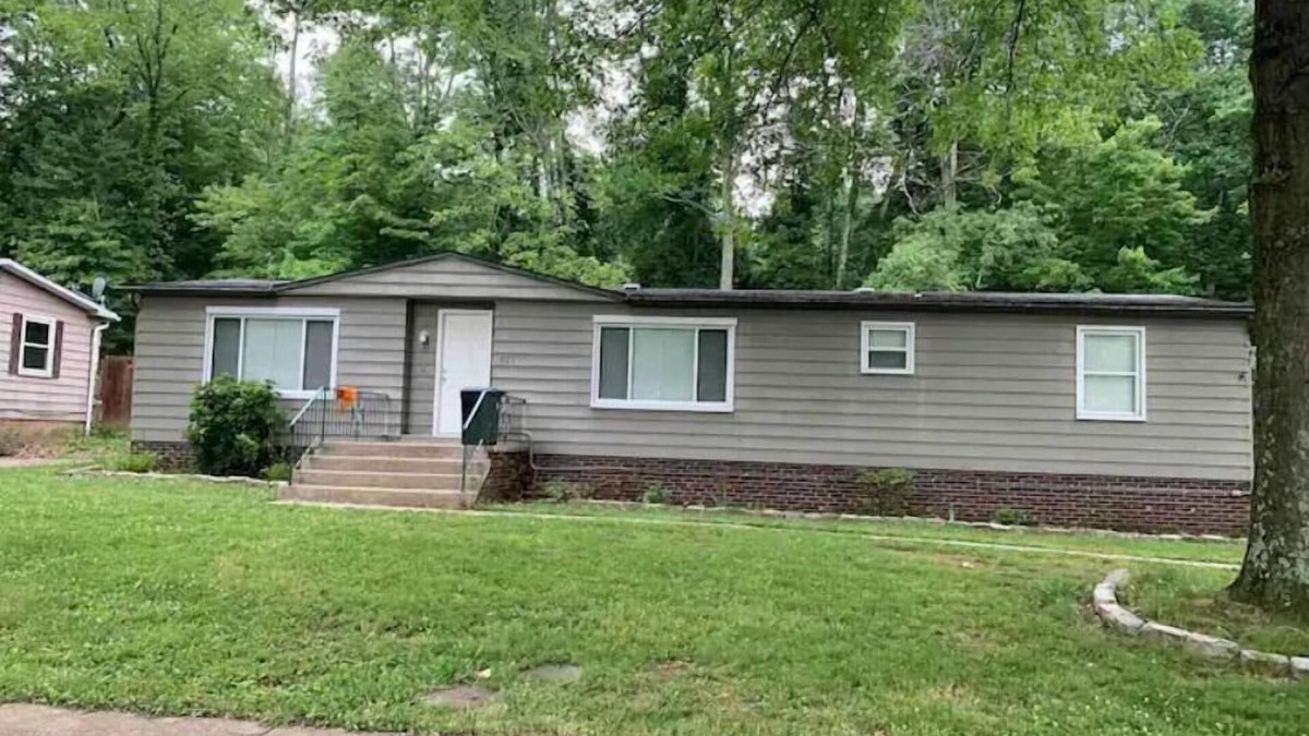 Buena Vista House | Charming 3 bedroom, 2 bath home with deck/trails/hiking