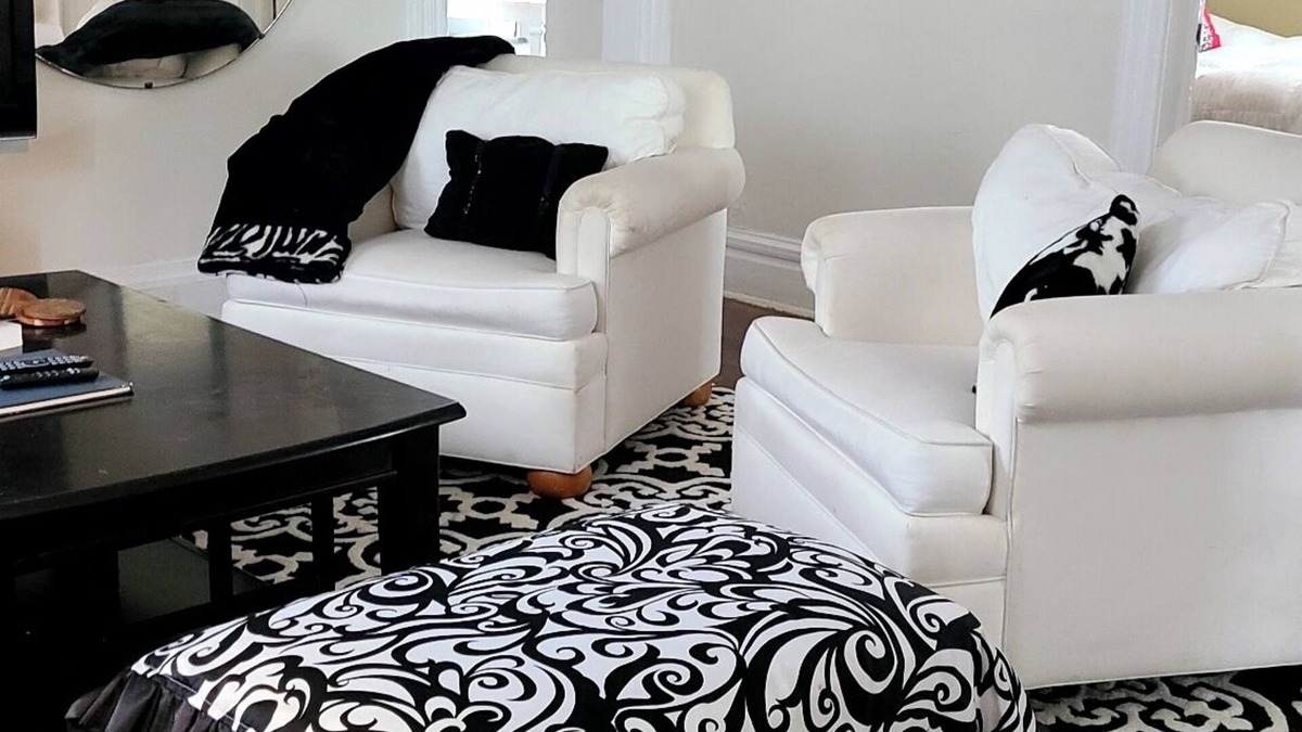 Grand Rapids Apartment | Charming 3-bedroom apartment in lovely Grand Rapids walk to downtown.