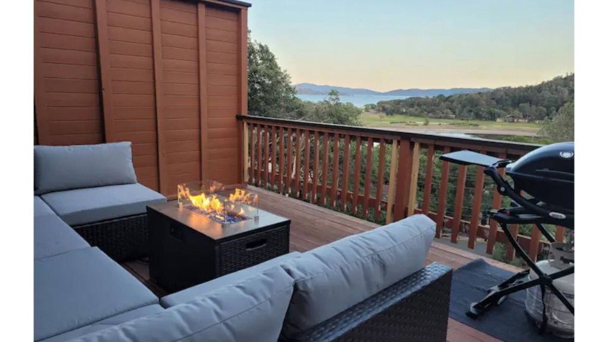 Kelseyville House | Charming 3 Bedroom Home with Lake & Mountain Views