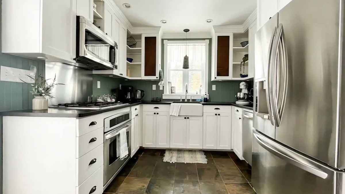 Fultonham Other | Charming 3-bedroom farmhouse with AC, WiFi in serene Middleburgh