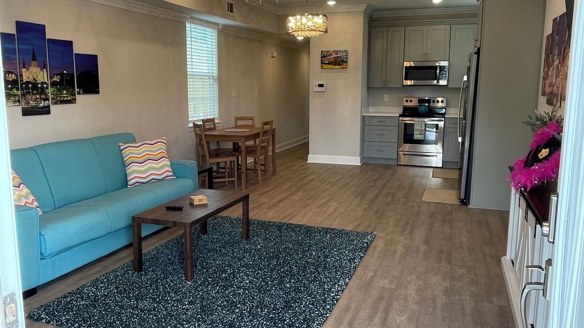 Faubourg Delassize House | Charming 3-bedroom house with WiFi, AC in terrific New Orleans