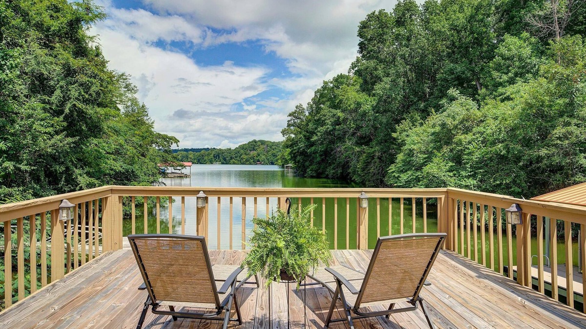 Piney Flats Cabin | Charming 3-bedroom cabin on Boone Lake