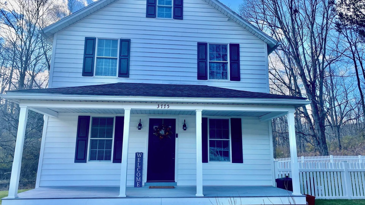 Port Matilda Other | Charming 3-bedroom farmhouse less than 8 miles from Beaver Stadium