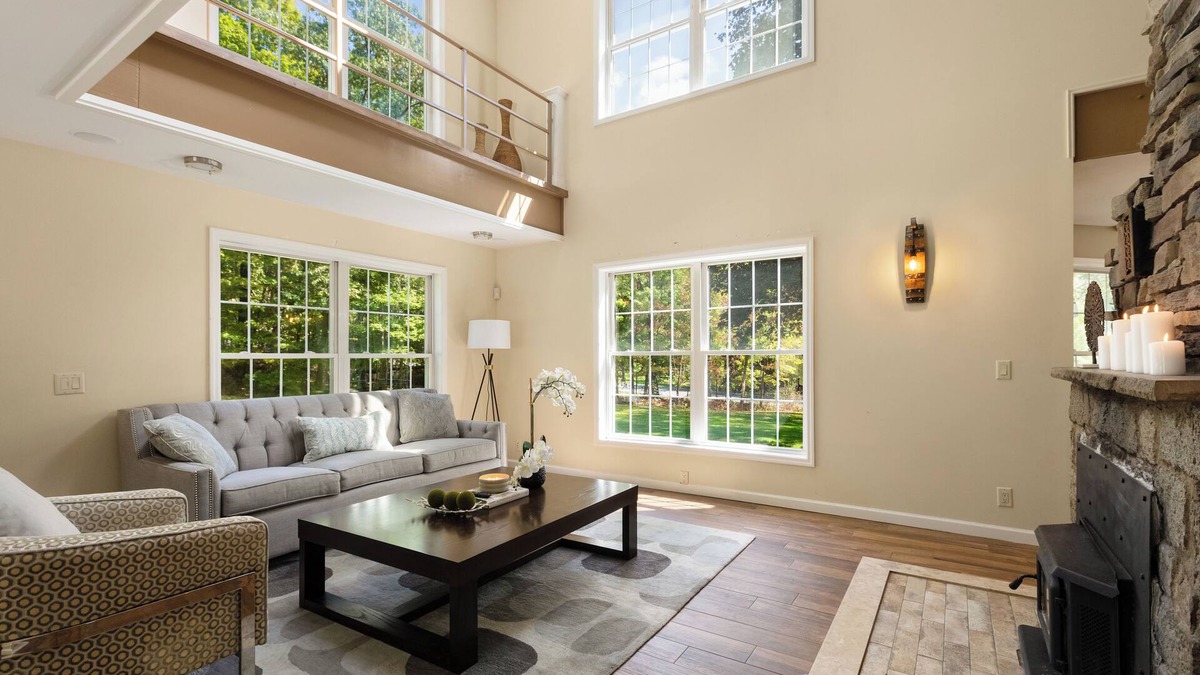 Newburgh Villa | Charming 3-bedroom villa with WiFi, AC in fabulous Monroe