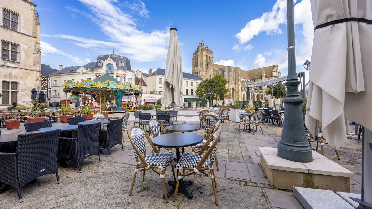 Dreux House | Charming 3-star hotel in the heart of the city but in a quiet location!