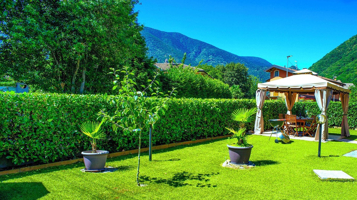 Cannobio Apartment | Charming 3½-room apartment with large garden with gazebo and barbecue