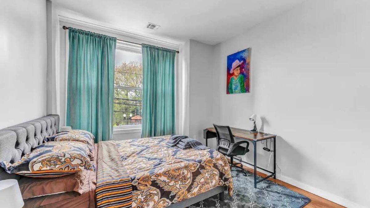 West New York Apartment | Charming 3BHK - 15 mins bus ride to Time Sq., NYC