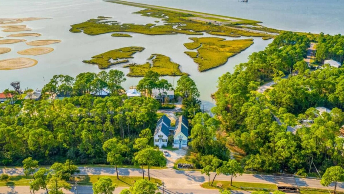 Dauphin Island Cottage | Charming 3BR/2B Coastal Cottage - Quiet Getaway on Dauphin Island