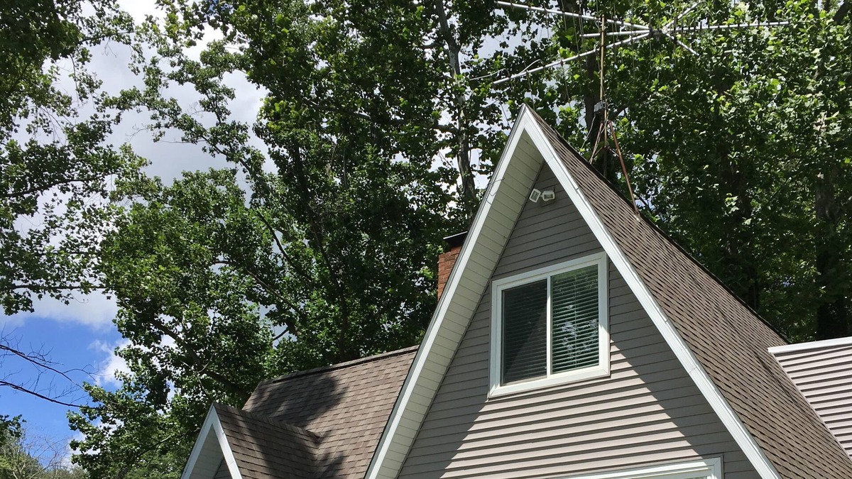Paw Paw House | Charming 4 bed / 2 bath Lake House