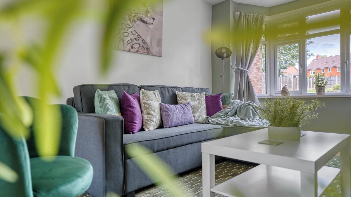 Seisdon House | Charming 4 Bedroom Birmingham Home