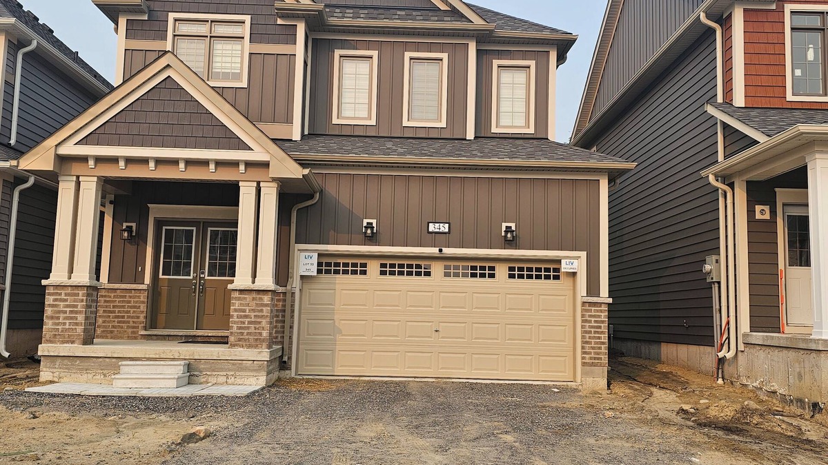 Gravenhurst Cottage | Charming 4-bedroom cottage in Gravenhurst with WiFi and AC
