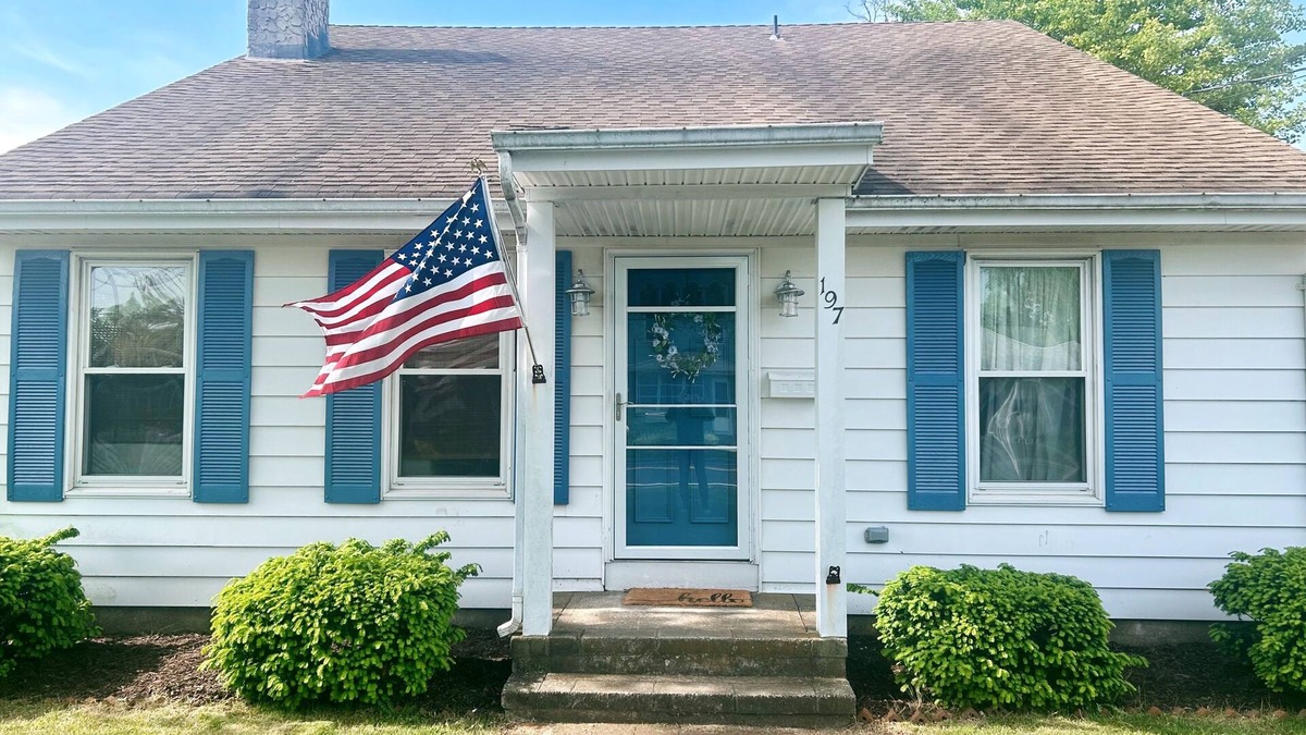Point Pleasant Beach Cottage | Charming 4-bedroom cottage with WiFi and AC in Bay Head
