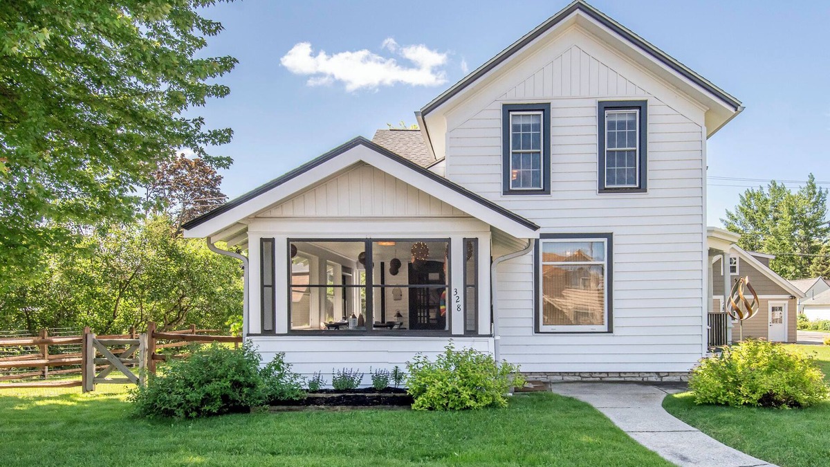 Village of Pewaukee House | Charming 4-bedroom house steps from Pewaukee Lake Beach, shops & restaurants