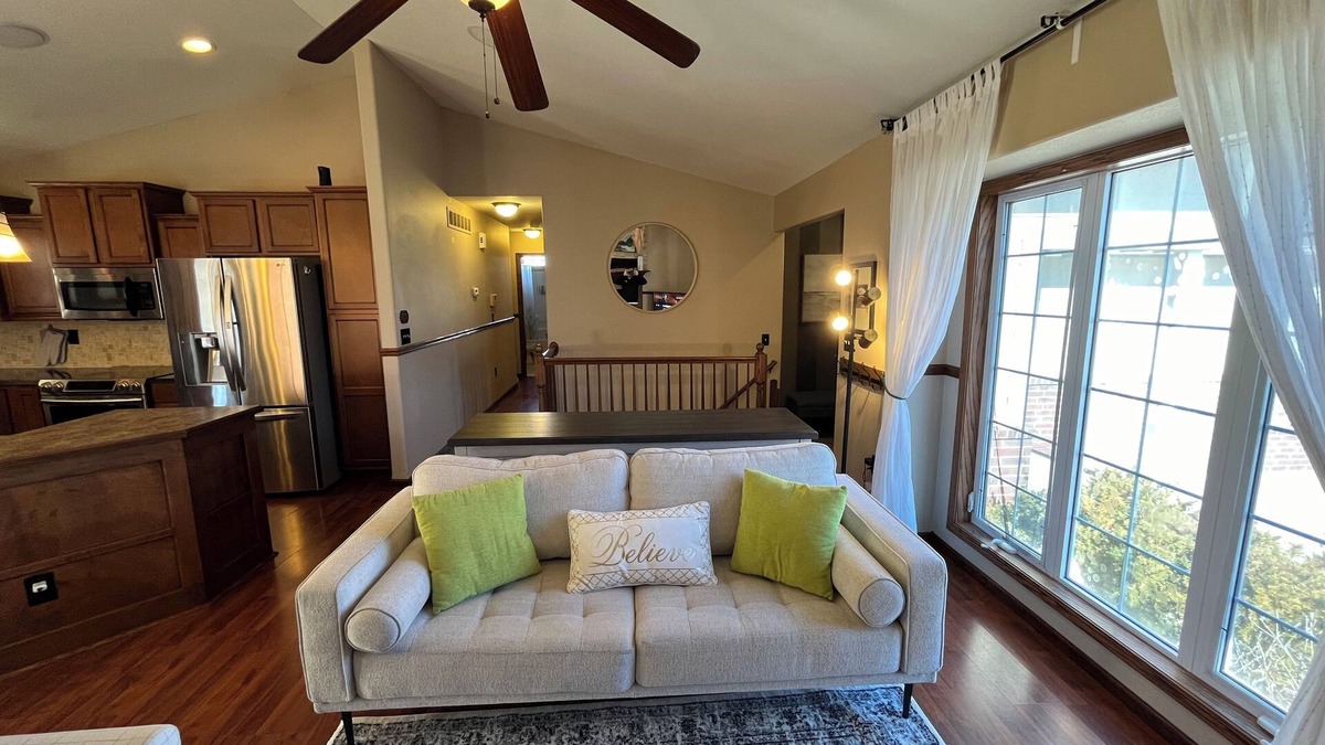 Kechi House | Charming 4-bedroom house with AC, WiFi. 10 mins to WSU