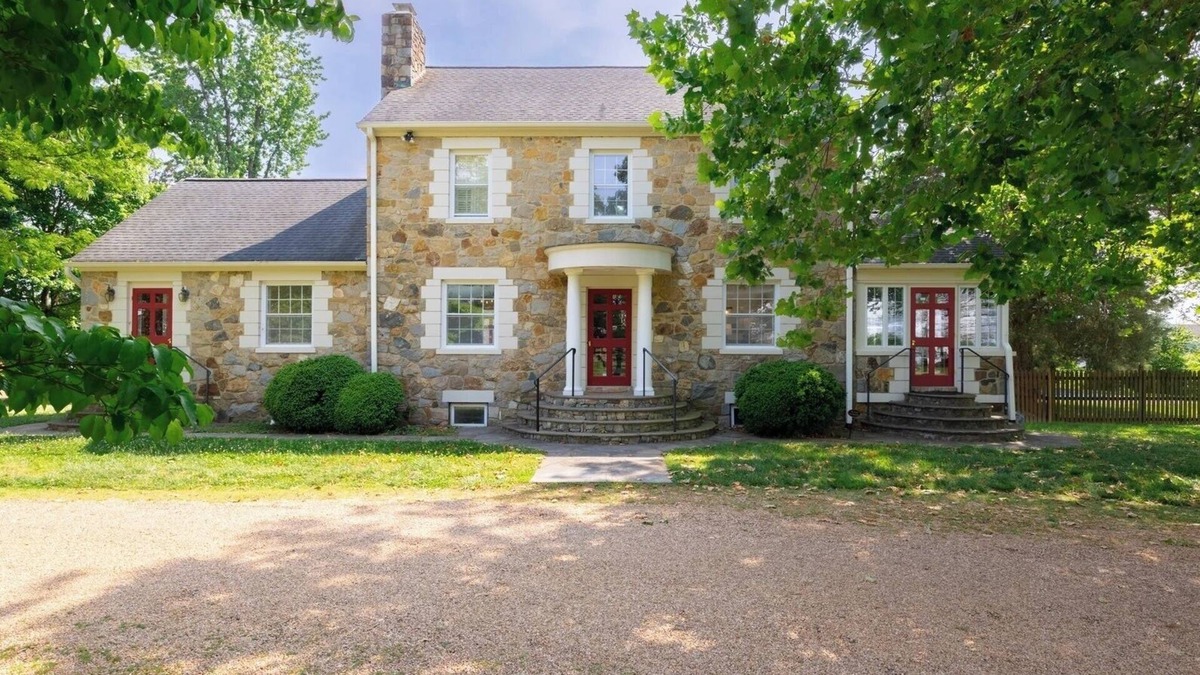 Glen Allen Other | Charming 4-bedroom Stonehouse