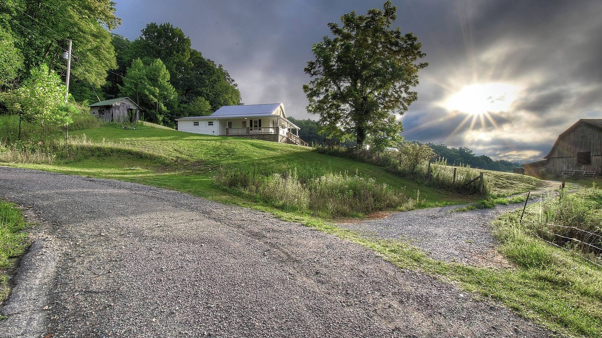Johnson County Other | Charming 4-bedroom farmhouse in Shady Valley, TN with breathtaking view