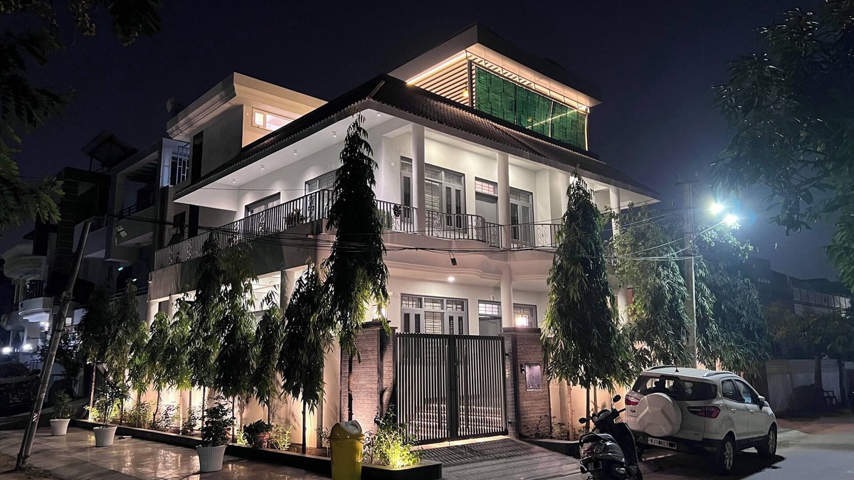 Shyam Nagar Villa | Charming 4-bedroom villa with fitness room and WiFi in enchanting Jaipur