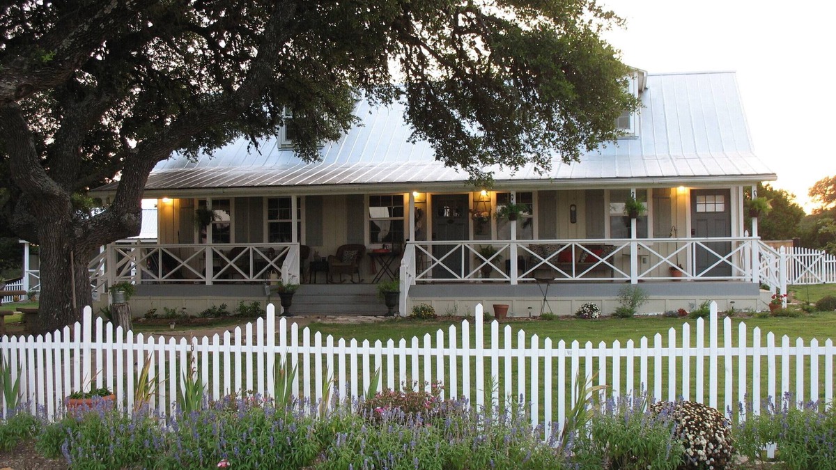Dripping Springs Other | Charming 4-BR/4 Bath Farmhouse on 40 beautiful acres in Dripping Springs, Tx