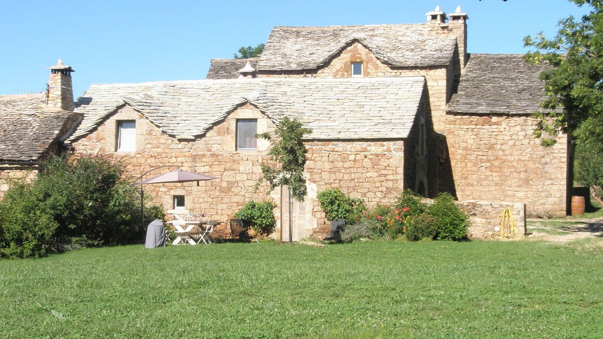 Verrieres Cottage | Charming 4 * gîte in an old farmhouse at the entrance to the Gorges du Tarn