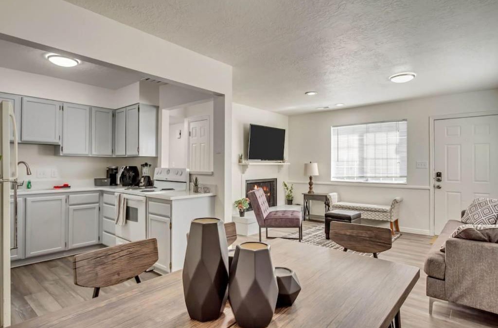 North Park House | Charming 4BR Townhouse in Central Provo