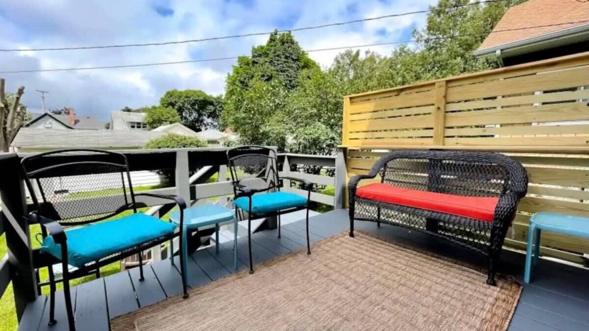 John Ball Park House | Charming 4BR Westside Home in DT Grand Rapids