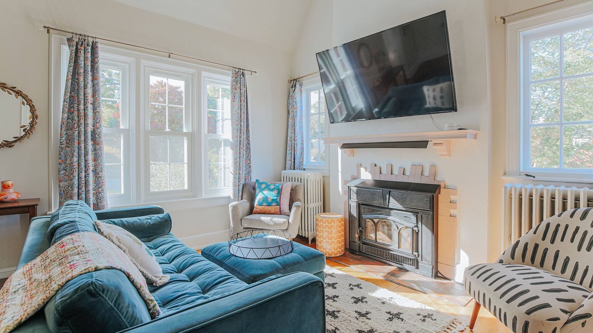 Waynesboro House | Charming 5 Bedroom Historic brick home w/sprawling river views, pool & hot tub!