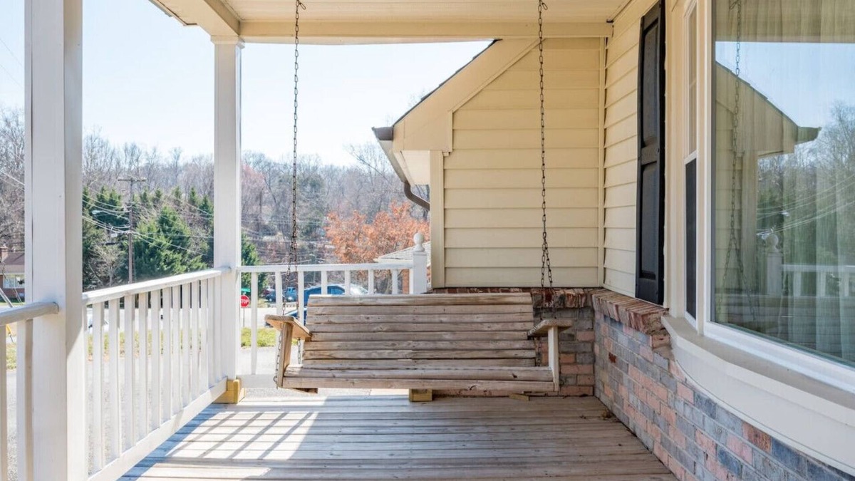 Lynchburg House | Charming 5 Bedroom | Near Liberty University