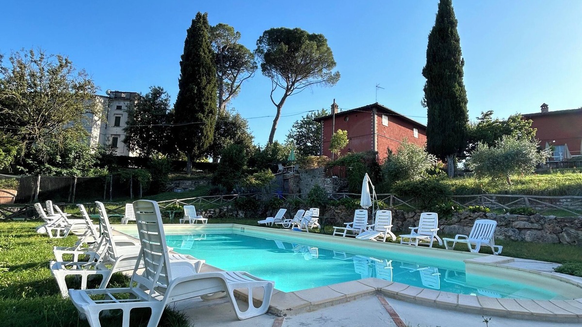 Collevalenza Villa | Charming 6-Bedroom Villa with Pool, Terrace & Views – Todi