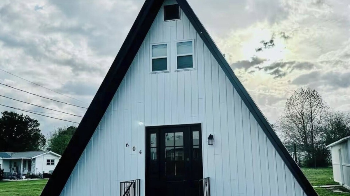 Union City House | Charming A Frame house with WiFi in Union City