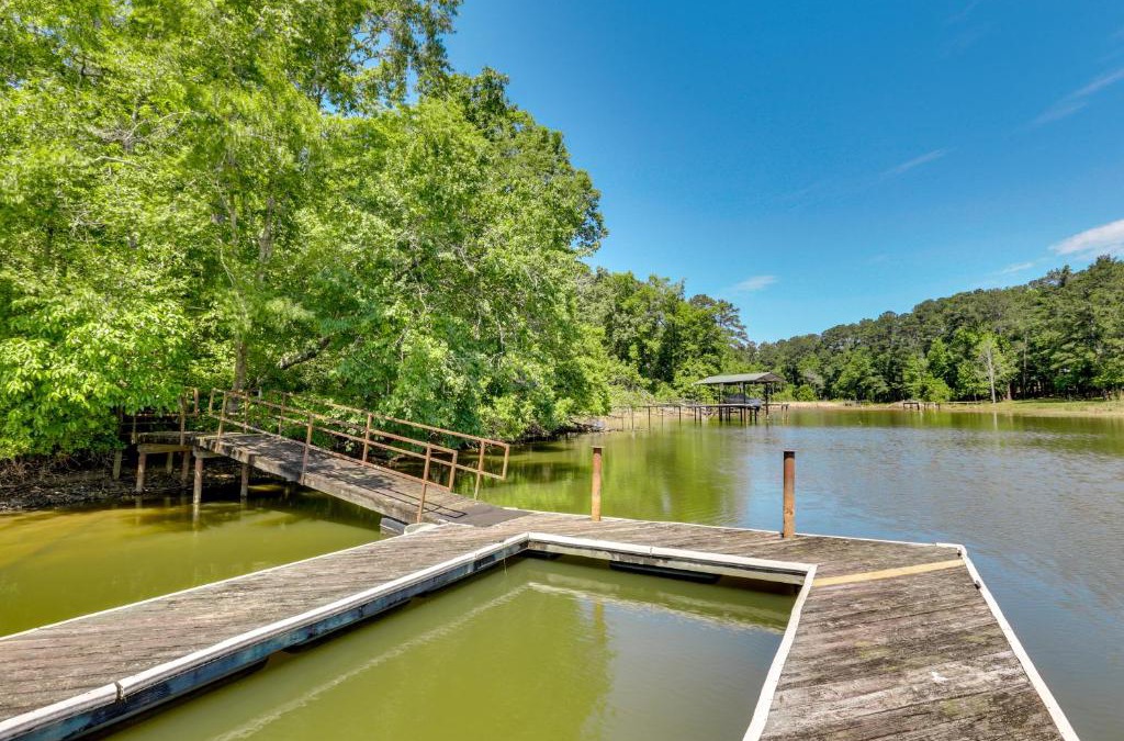 Abbeville House | Charming Abbeville Home with Private Boat Dock!