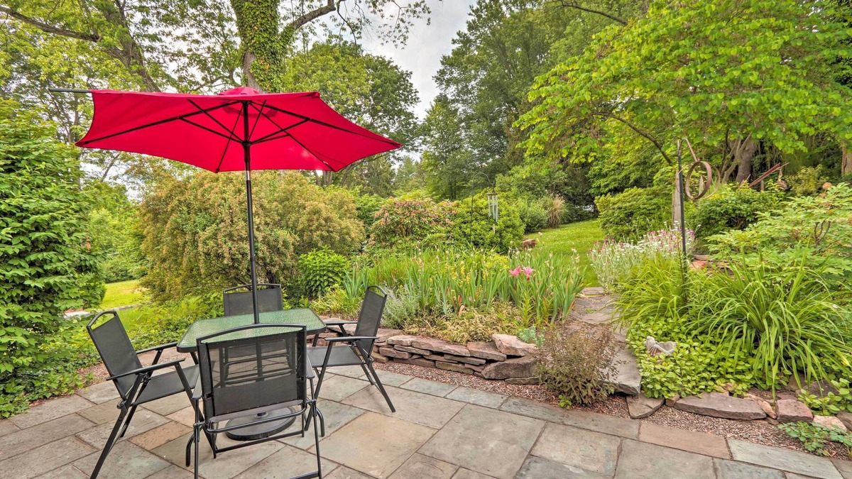 Stockton House | Charming Abode w/Patio - Walk to Town + River!