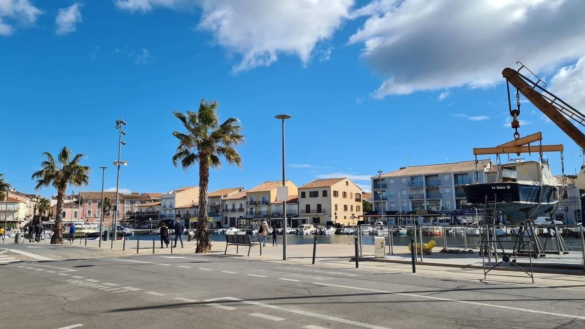 Meze Apartment | Charming accommodation on the port of Mèze