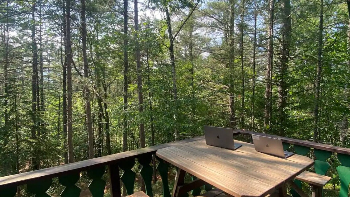 Jay Ski Chalet | Charming Adirondack Chalet in the woods