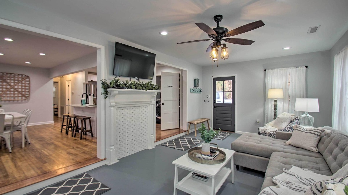 Afton Cottage | Charming Afton Cottage w/ Fire Pit & Grill!