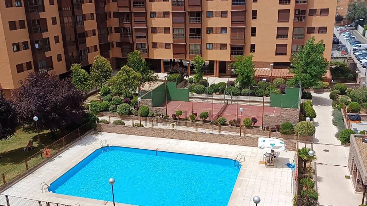 Rejas Apartment | Charming Airport IV - Design apartment next to the airport